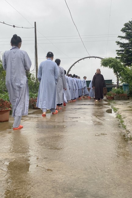 The 12th retreat “Practice as the Buddha's Teachings” at Dong Cao Pagoda